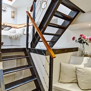 A304 Romantic Seaship In Center Netherlands